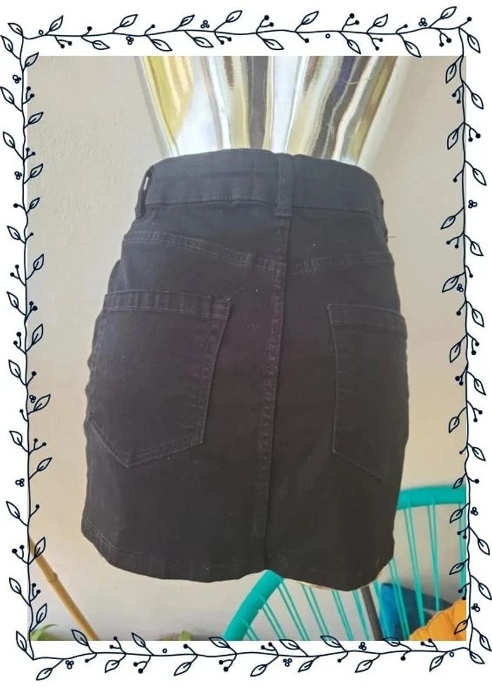 Jupe droite avec ceinture - photo numéro 5