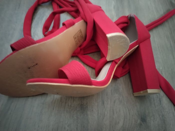 Chaussure à talon femme taille 39 rouge de chez cuccoo - photo numéro 4