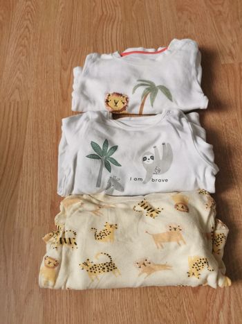 Lot 3 pyjama 6 9 mois