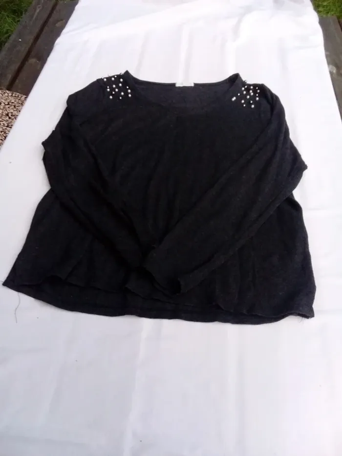 Pull gris foncé perles cache cache 44