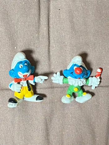 2 figurines schtroumpfs clowns