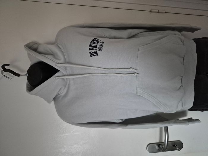 Sweat Pull & Bear gris - Taille XS - Très bon état - photo numéro 4