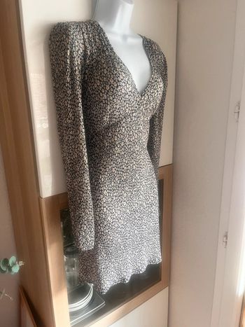 Robe fleurie col V mango taille m