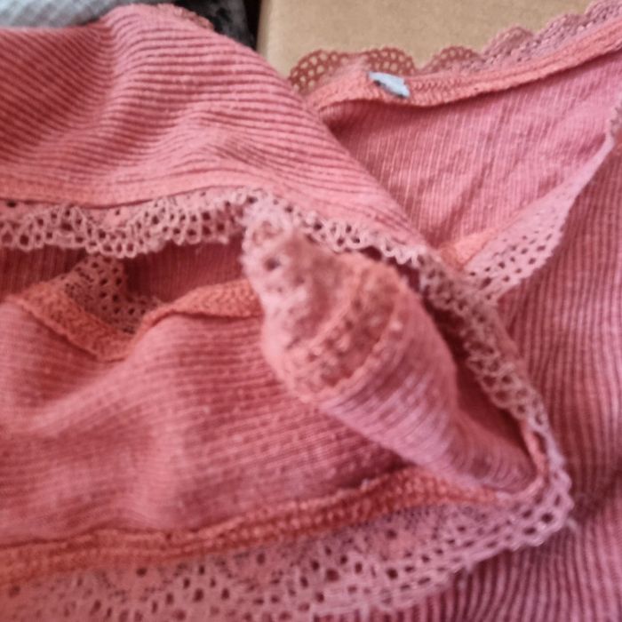Lot débardeurs dentelle taille l bon état - photo numéro 5