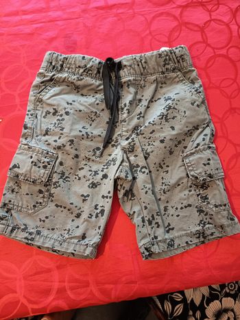 Short 3 ans