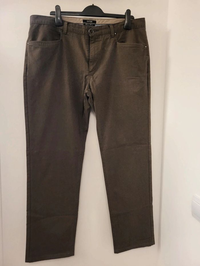 Pantalon Burton taille 50