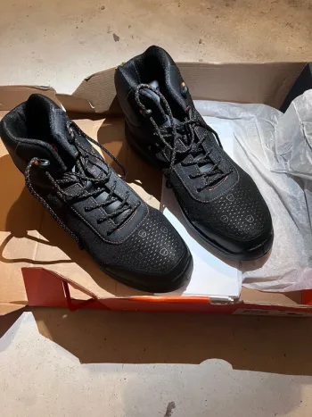 Chaussures de sécurité taille 44 parade
