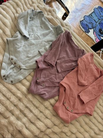 Lot de 3 body bébé 6-9 mois
