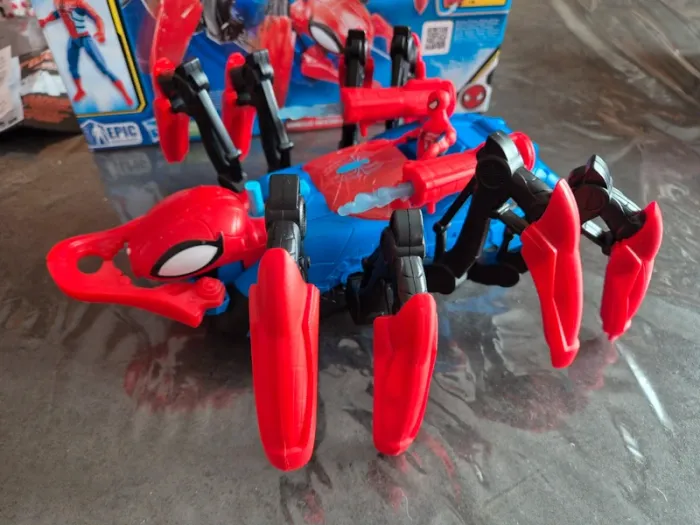 Voiture araignée Spiderman - photo numéro 11