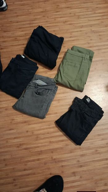 Lot pantalons 40