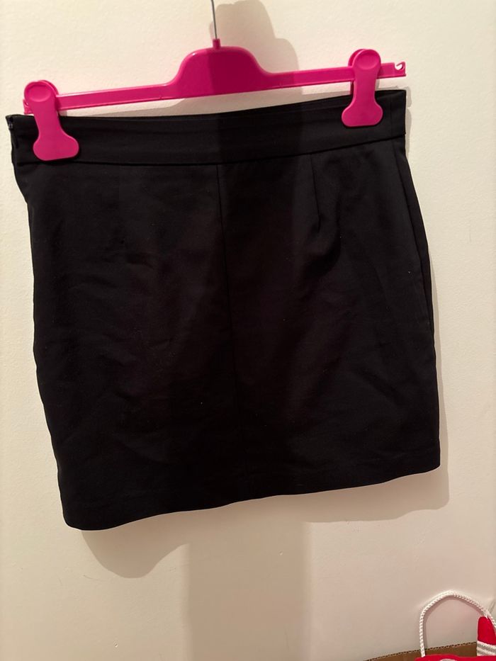 Jupe noir - photo numéro 2