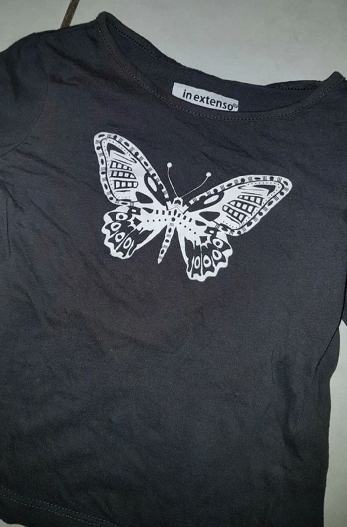 T-shirt papillon - photo numéro 3