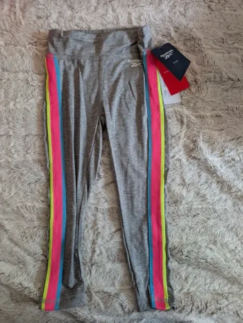 Legging Reebok. Neuf. 3-4 ans