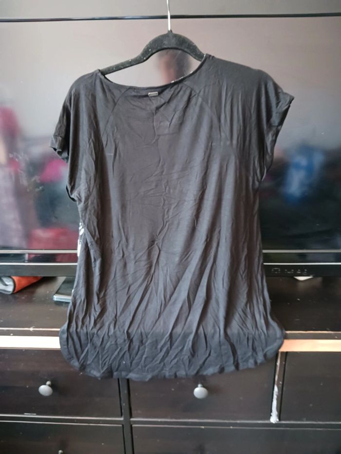 T-shirt Tchibo Taille M38/L40 - photo numéro 3