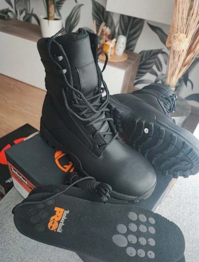 Chaussures de sécurité Timberland taille 42. - photo numéro 5