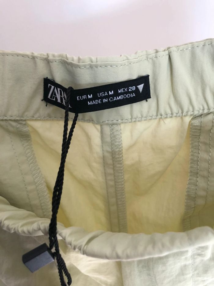 Superbe beau pantalon parachute vert 🍏 Zara neuf avec étiquette taille M - photo numéro 9