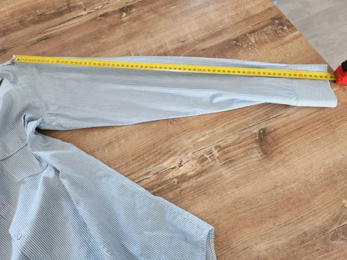 Chemise manches longues Avant première taille M très bon état bleue et blanche a rayures - photo numéro 7