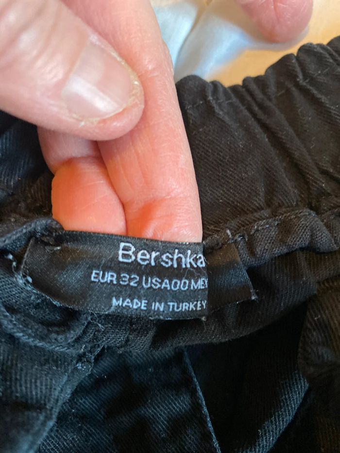 Jean noir Bershka - photo numéro 4