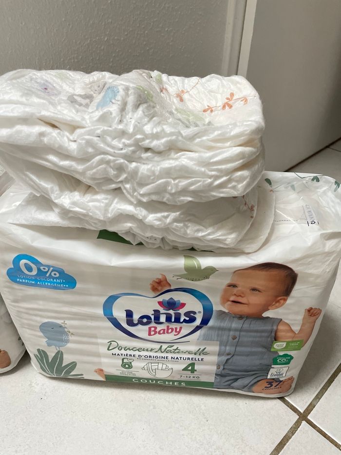 2 paquets de couches taille 4 - photo numéro 2