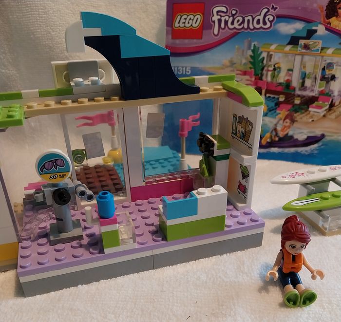 Lego Friends Référence 41315 Le Magasin De Plage + notice - photo numéro 2
