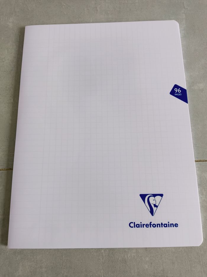 Cahier 24X32CM 96 pages grands carreaux - photo numéro 2