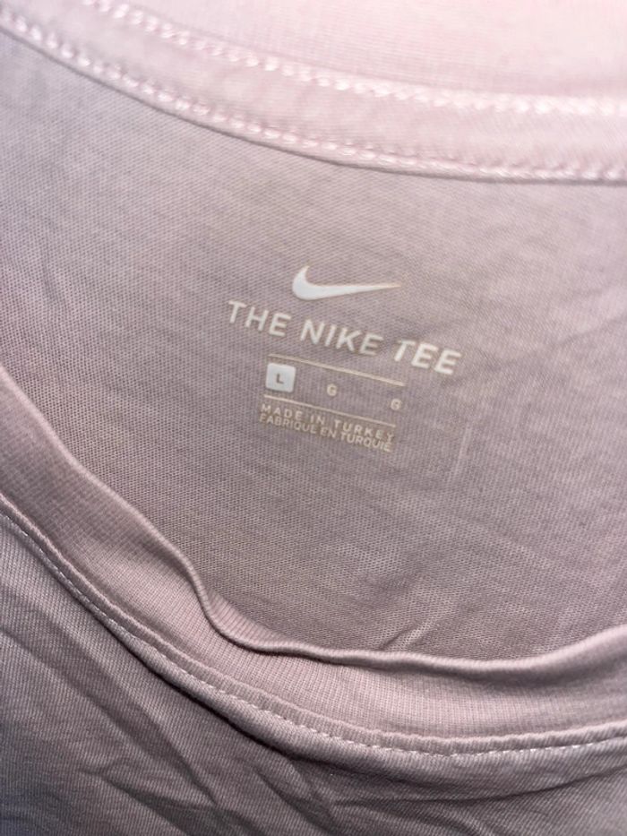 T-shirt manches courtes rose clair Nike - photo numéro 2