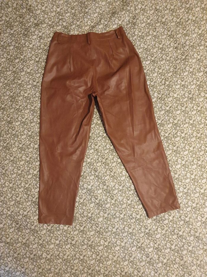 Pantalon plastifié neuf - photo numéro 3