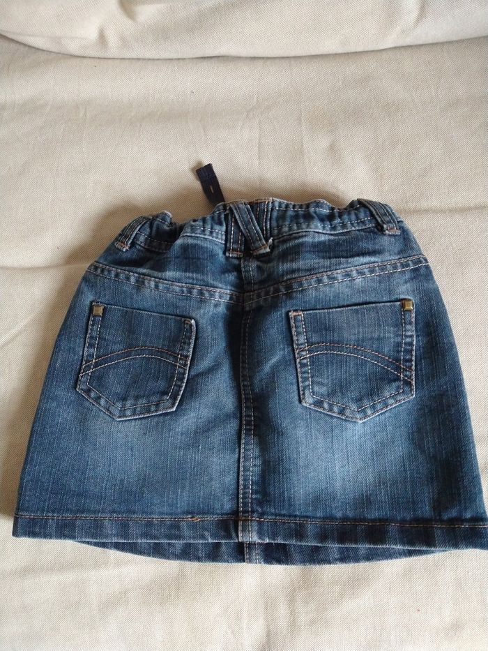 Jupe courte en jean tape à l'oeil taille 4ans - photo numéro 2