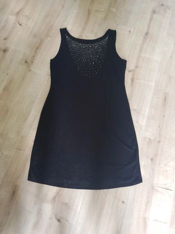 Robe noire pailletée