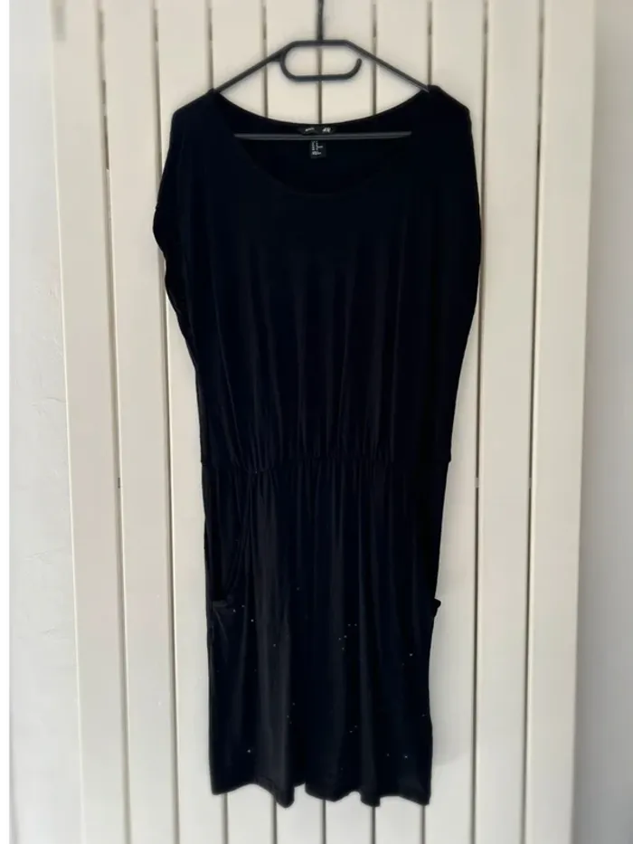 Robe basic H&M taille M état neuf