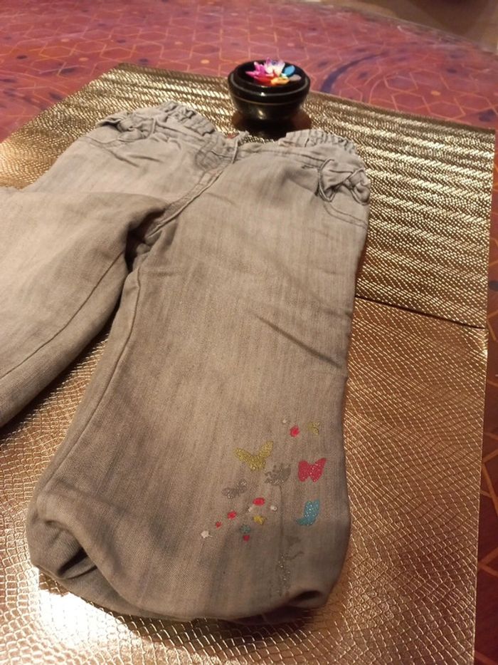 Beau jean gris clair 12 mois - photo numéro 2