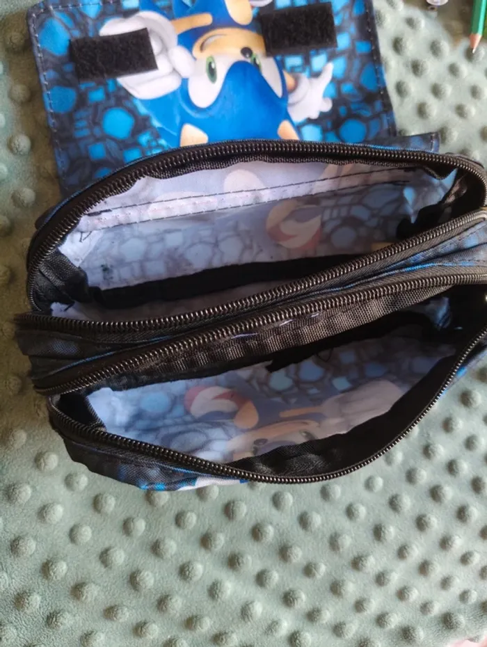 Lot sac à dos/cartable bleu sonic double poches et compartiments + trousse double compartiment sonic - photo numéro 19