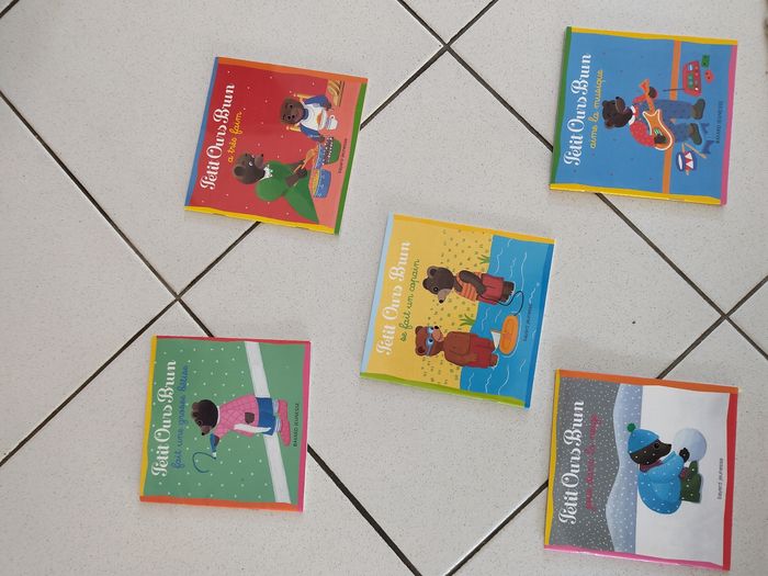 Lot 8  livres Petit Ours Brun - photo numéro 2