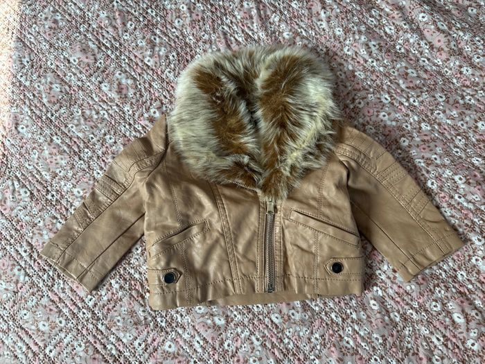 Veste river island mini 3/6mois neuve camel