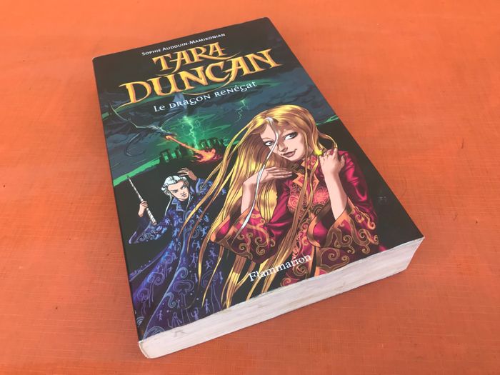 Sophie Audouin-Mamikonian Tara Duncan Le Dragon renégat - photo numéro 6