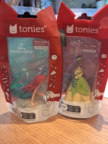 Lot de 2 tonies neuf en français