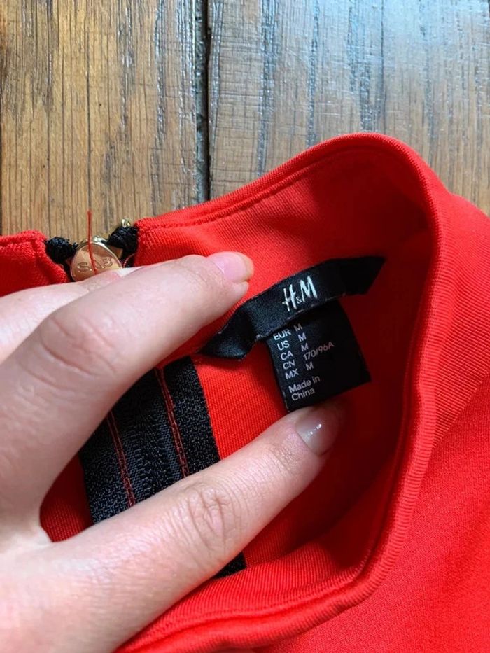 Robe rouge H&M taille m 38 - photo numéro 4