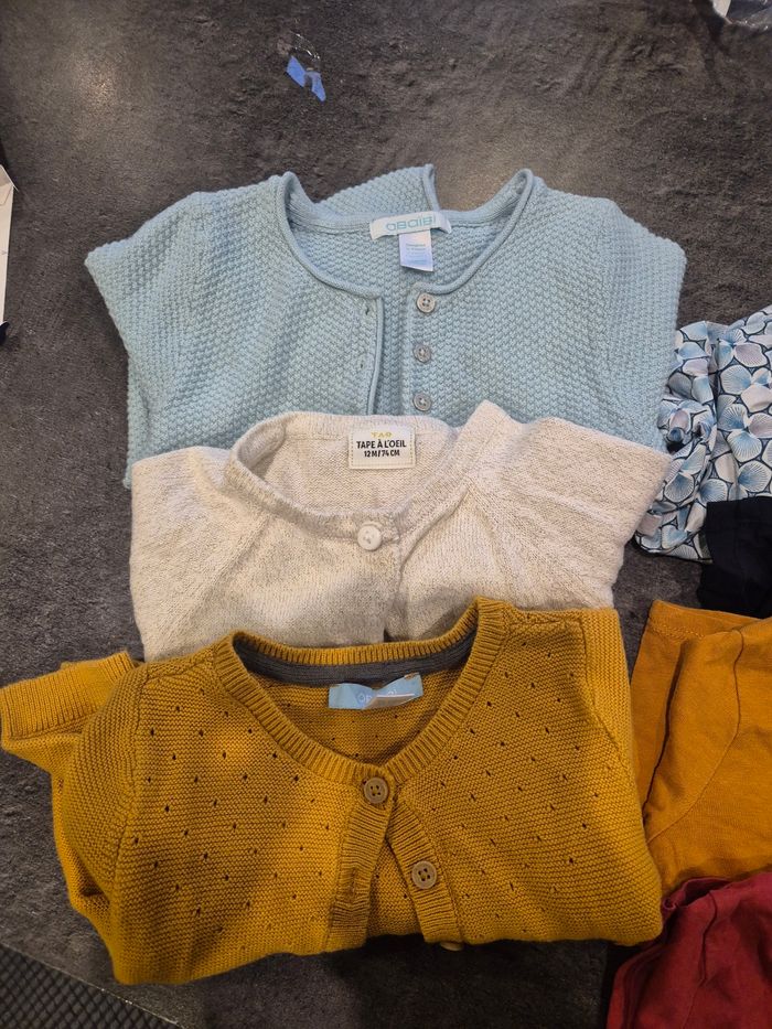 Lot de hauts - photo numéro 3