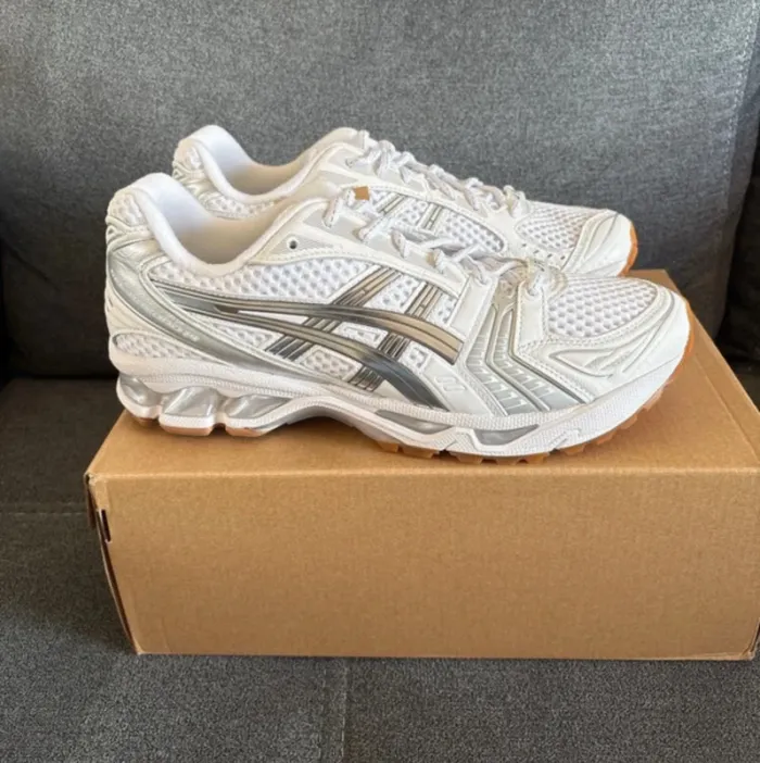 Asics Gel Kayano 14 x APC – édition limitée 44 - photo numéro 3