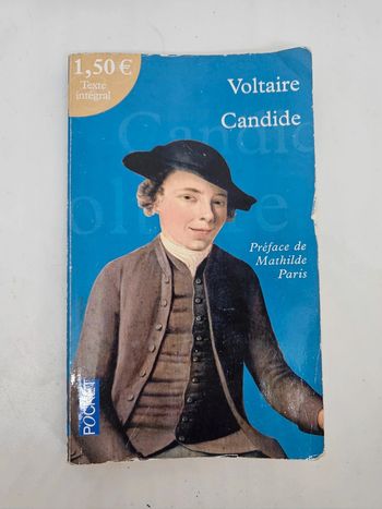 "Candide", de Voltaire.
Pocket.
166 pages.
ISBN : 978.2.266.15922.7