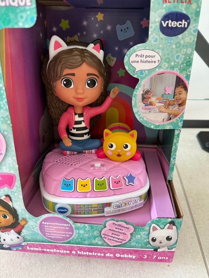 Gabby et la maison magique lumi conteuse à histoire - photo numéro 3