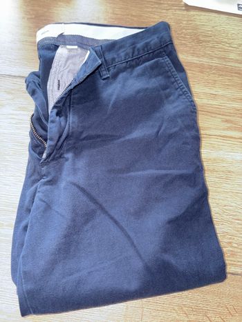 Pantalon Homme Lacoste – Élégance et Qualité