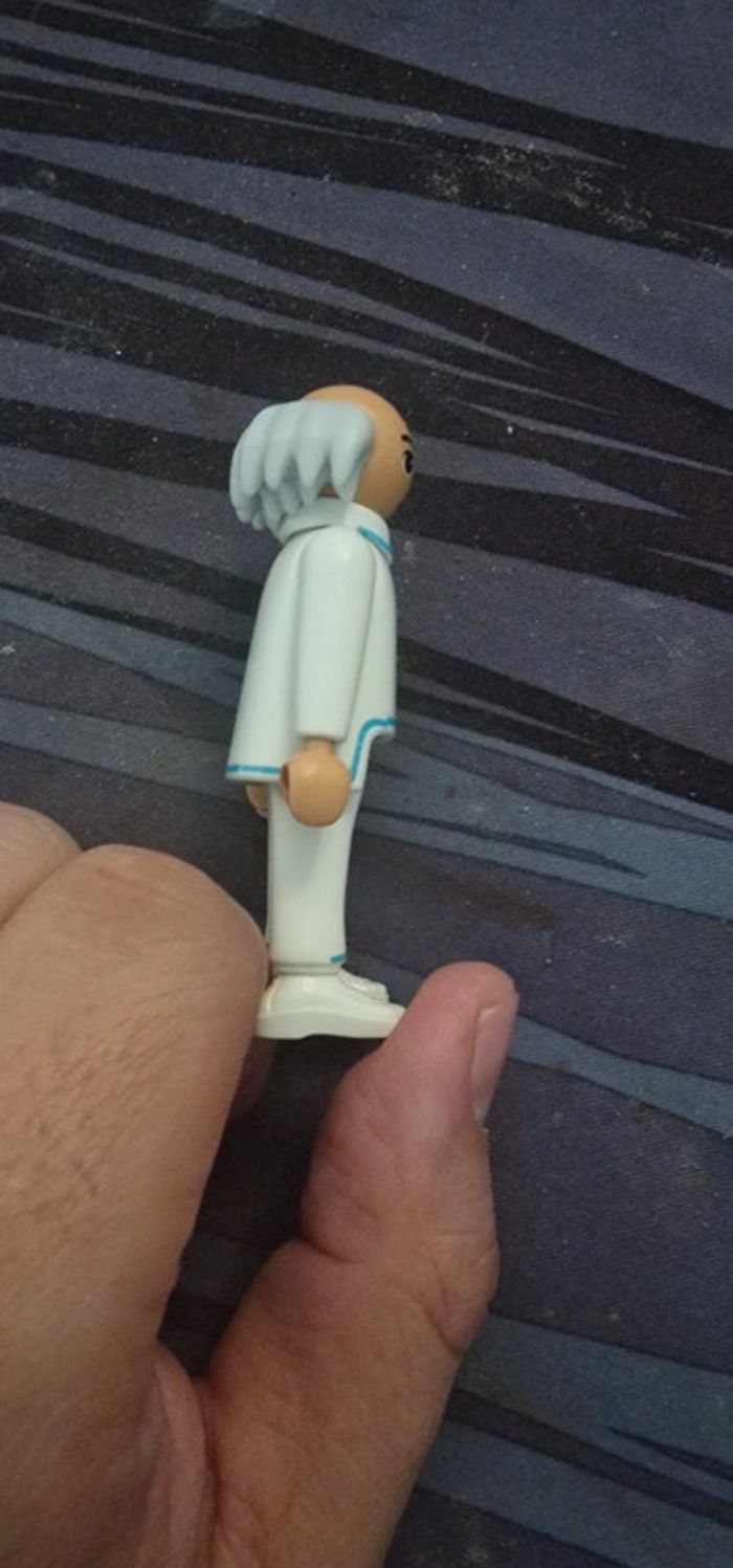 Playmobil 6690 docteur X serie super 4 - photo numéro 3