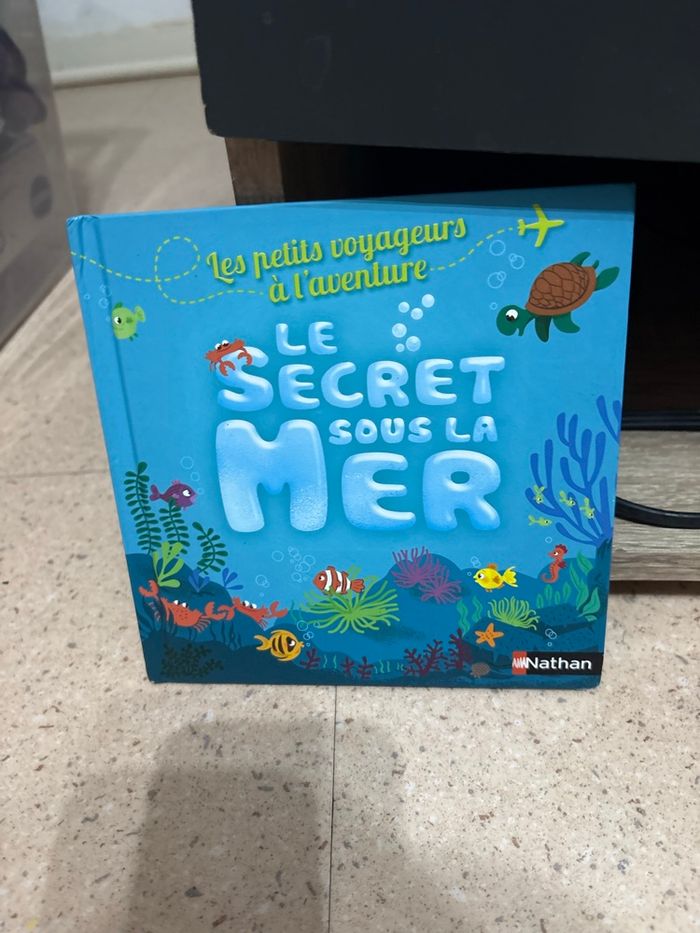Livre le secret sous la Mer
