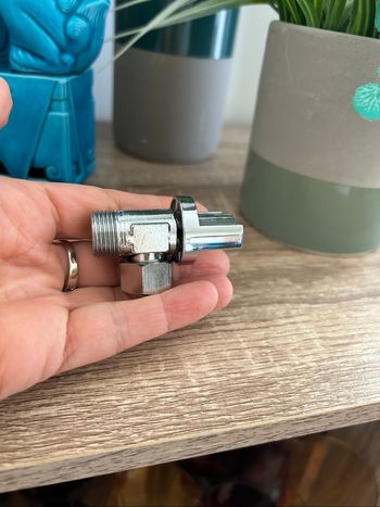 robinet d’arrêt chasse d’eau quart de tour neuf