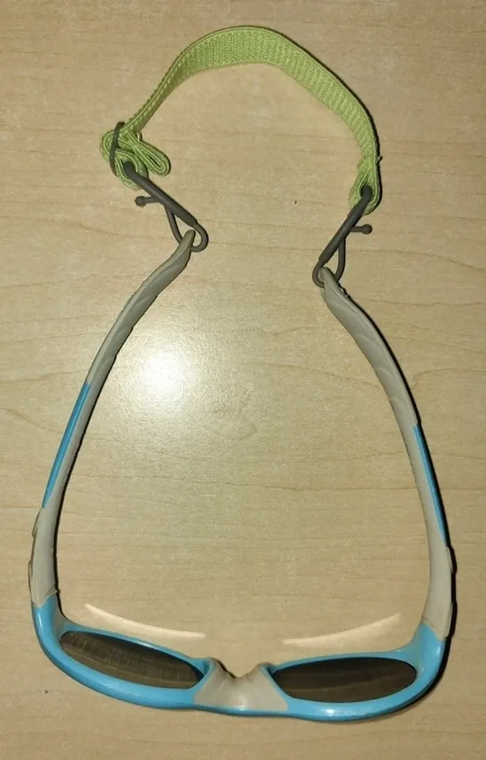 Lunettes de soleil bébé Jublo bleue et grise - photo numéro 5