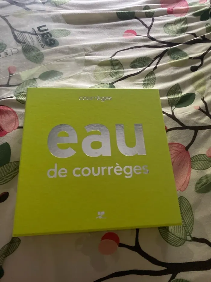 Eau de courrèges - photo numéro 7