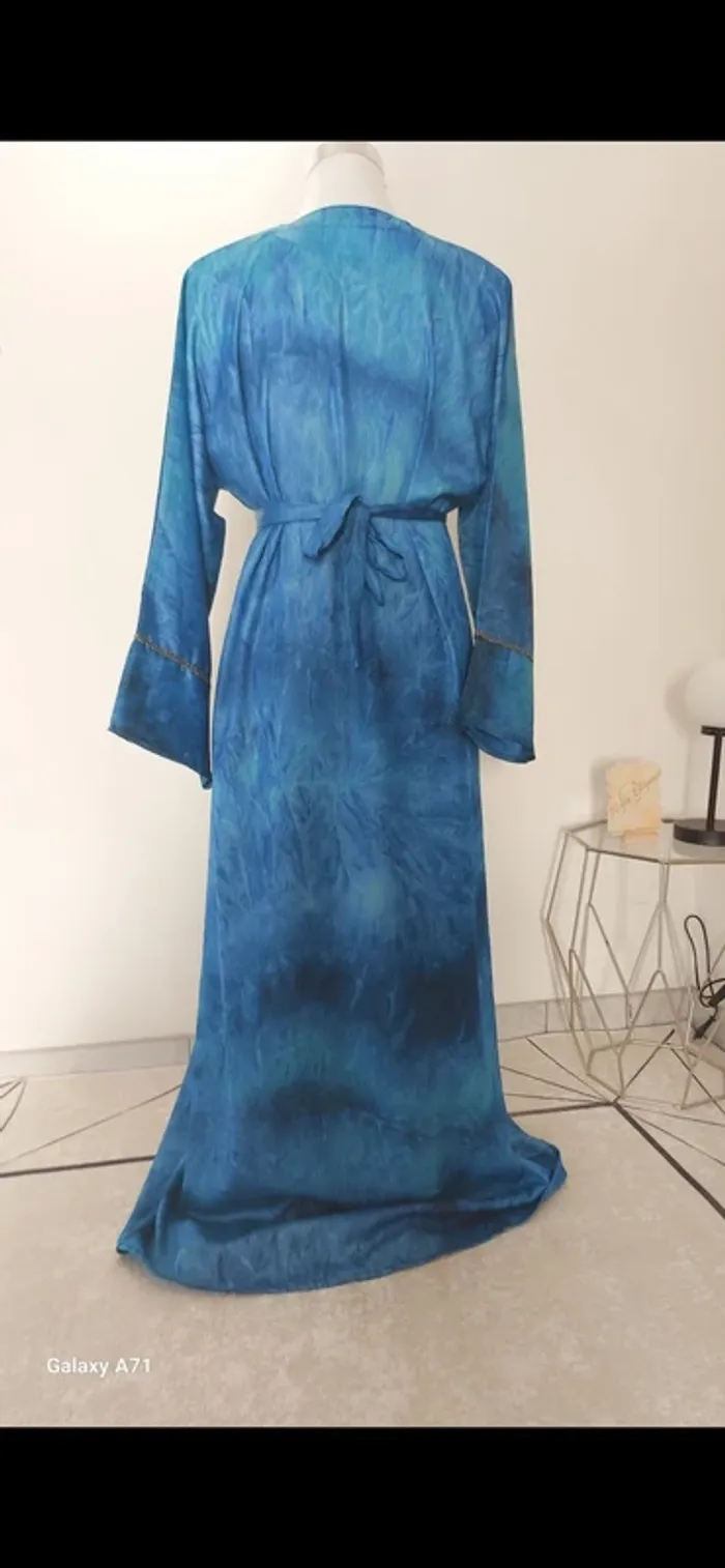 Set kimono bleu Emirats chic neuf - photo numéro 7
