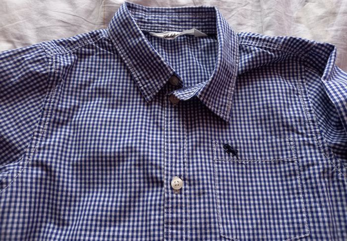 Chemise H&M taille 7/8 ans - photo numéro 2