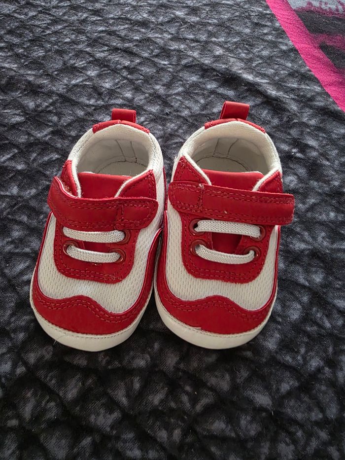 Baskets 3/6 mois